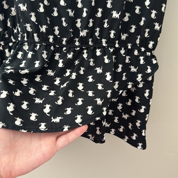 Cat blouse - Picture 2 of 2